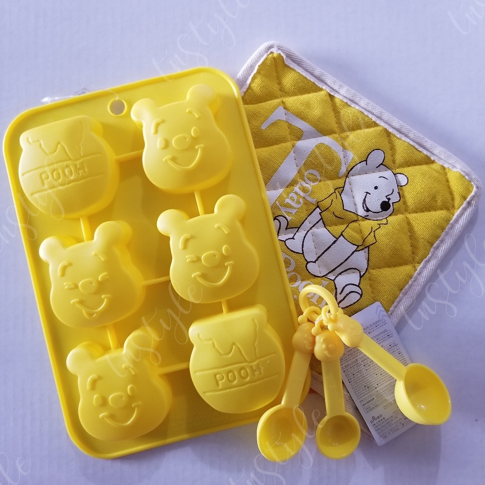 ⭐️ONLY SET⭐️ Winnie the Pooh Baking Bundle - Picture 1 of 7